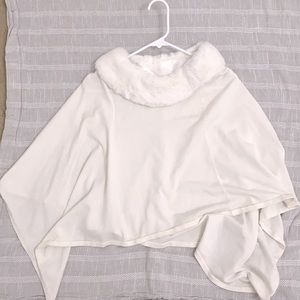 Gorgeous Elegant Fur Poncho